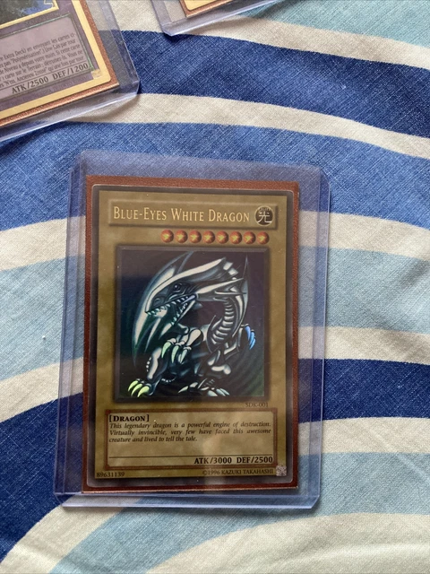 YUGIOH! CARD BLUE-EYES White Dragon SDK-001 Ultra Rare EUR 1.000,00 - PicClick FR YUGIOH! CARD BLUE-EYES White Dragon SDK-001 Ultra Rare EUR 1.000,00 - PicClick FR