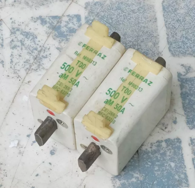 2x Ferraz Mersen M98313 cartouche à couteaux T00 50A aM 500V. Lot de 2