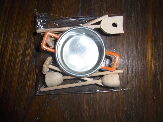 Puppenstuben Zubehör Topf + 6 Holzteile