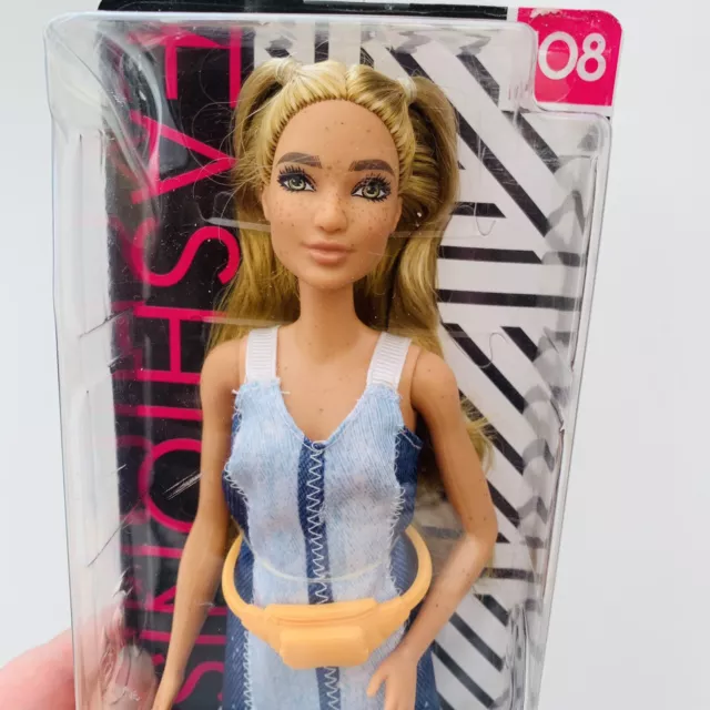 Barbie fashionista best sale 108