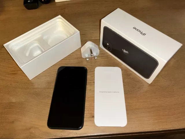 Apple iPhone 11 - 64GB - Black (Unlocked - No SIM Restrictions)