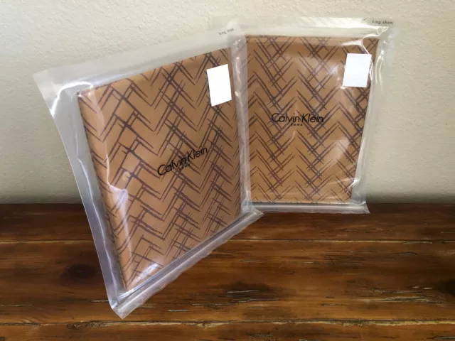 2 Calvin Klein Kalahari Wood Block King Pillow Shams Pair Clove Brown