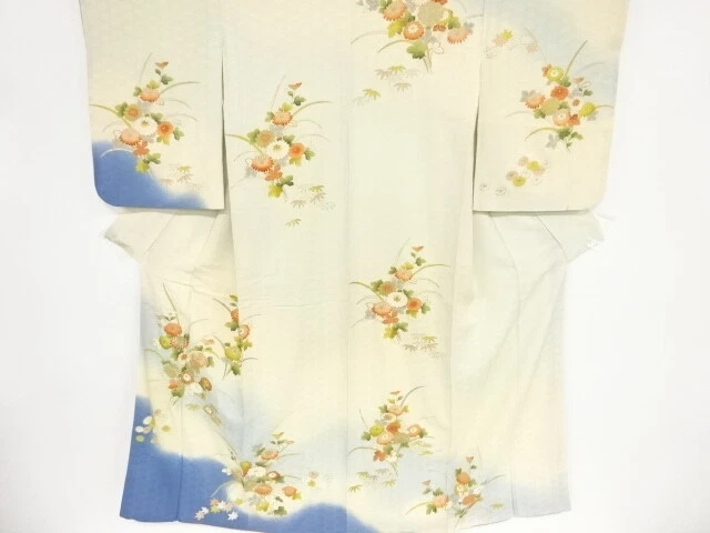 40697# Japanese Kimono / Antique Kimono / Embroidery / Floral Plants