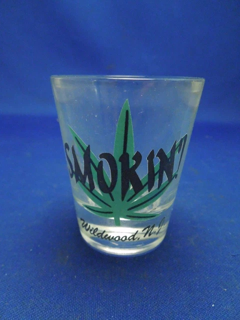 Vintage Wildwood New Jersey Souvenir Shot Glass Gambling Novelty Leaf "Smokin'!"