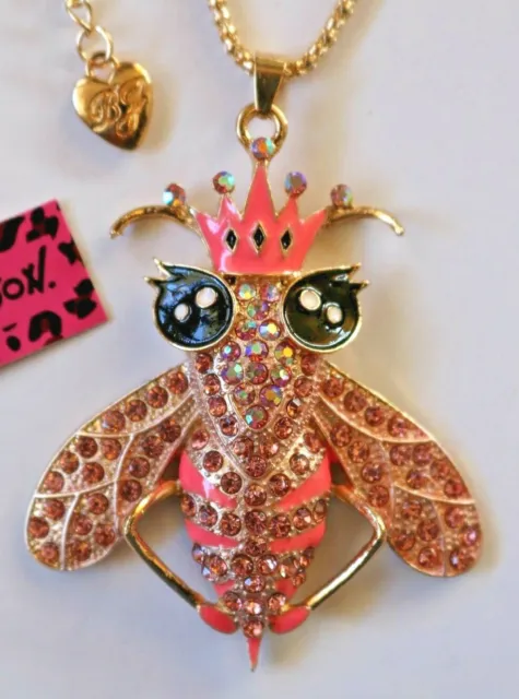 NEW! Betsey Johnson Crystal Rhinestone Queen Bee Necklace Pendant