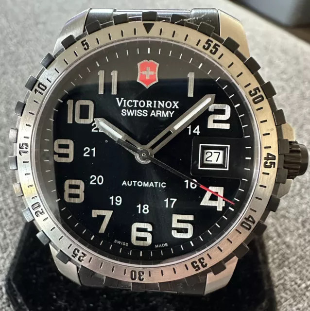 VICTORINOX ALPNACH AUTOMATICO 42 mm quadrante nero 241197