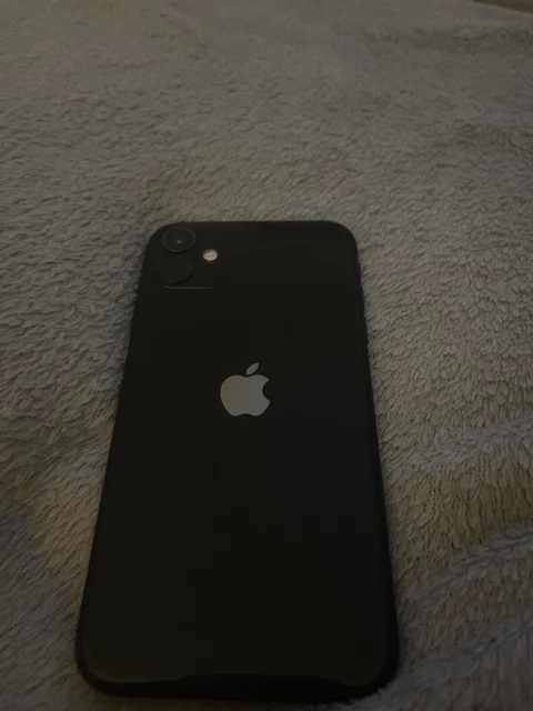 Apple iPhone 11 - 64GB - Black (Unlocked) A2221 (CDMA + GSM)