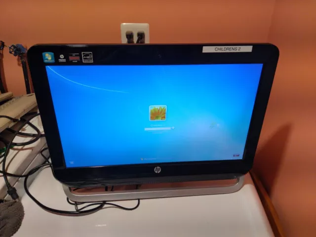 HP Omni 120-1124 All-In-One Desktop PC Password Lock Power cord Included