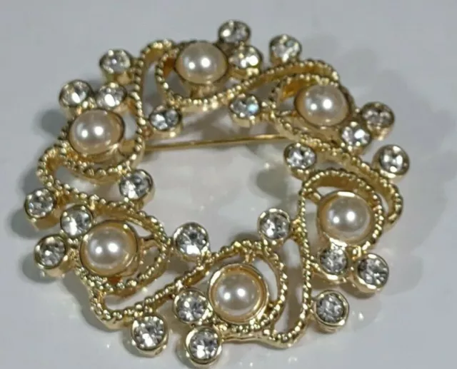 Anne Klein Signed Women's Brooch Pin Gold Tone Faux Pearls Clear Crystals