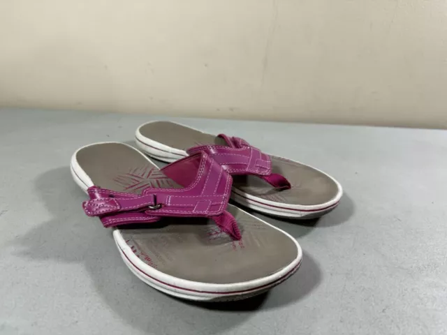 Clarks Collection Women's Purple Green Thong Flip Flop Sandals Size 9M