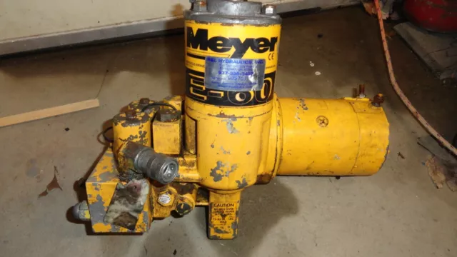 Meyer E-60  Snow Plow Pump  Tested