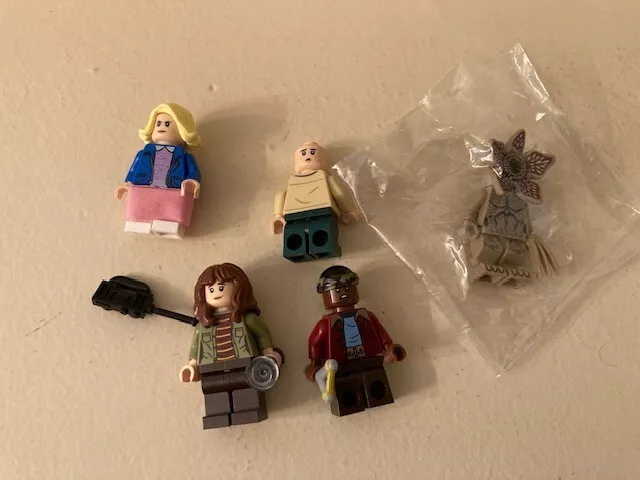 LEGO Stranger Things Barb SDCC 2019 - just2ANNOYING. 😒 