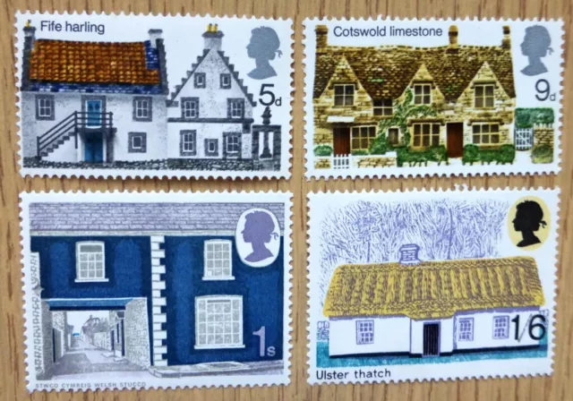 1970 GB mint/MNH stamp set SG 815-818 'Rural Architecture' - No C-1596