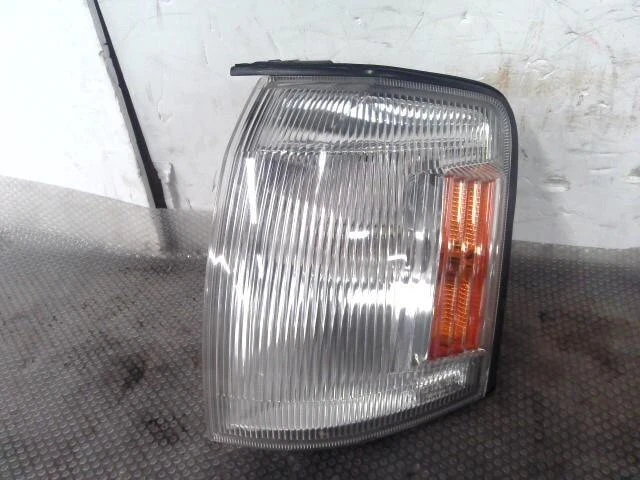 TOYOTA Corona 1999 Luce marcatore lato sinistro 8162030390 [usato] [PA54826019]