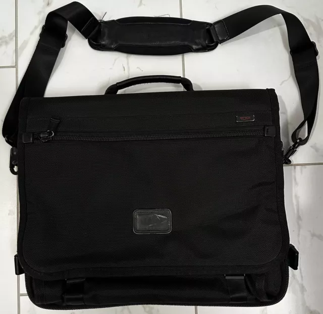 TUMI Alpha Bravo Travis Crossbody Messenger Bag in Black Leather and Nylon