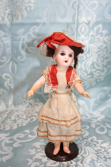 Poupee ancienne mignonnette - Collection