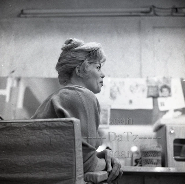 1950S NEGATIVE BUSTY NUDE blonde pinup girl Shirley Quimby cheesecake