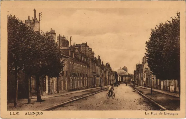 CPA Alencon La Rue de Bretagne FRANCE (1053673)