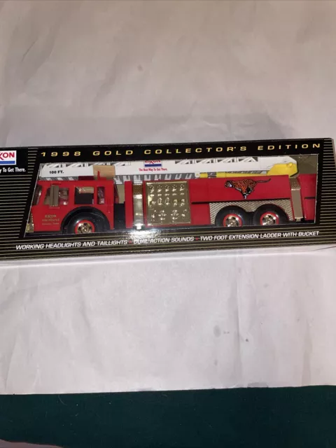 1998 Fire Rescue Truck - Exxon Gold Collector's Edition, Working Lights & Ladder