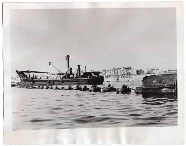 1939 Malta Anti Submarine Net Defenses Lazzaratto Harbor Original Press Photo
