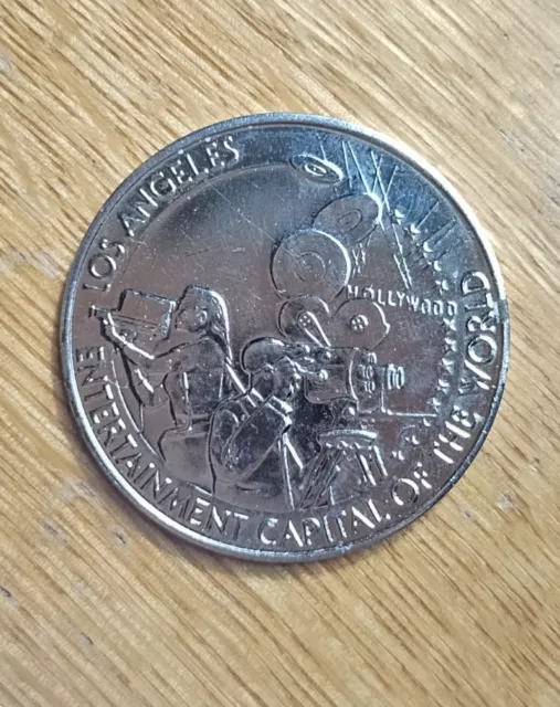 1981 Los Angeles CA Bicentennial Dollar Movie Entertainment Capital Token Coin 3