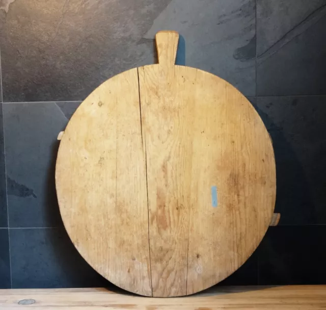 Großes rundes antikes Kuchenbrett Backbrett  Deko Bäckerei 52 cm