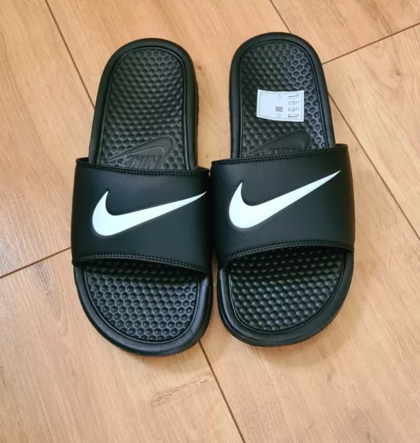 Nike swoosh benassi slides shop