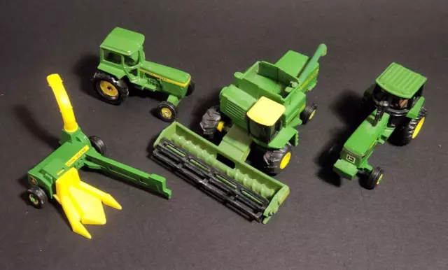 ERTL John Deere 1/64 Scale Lot of 4 - Combine Tractors Forage Harvester