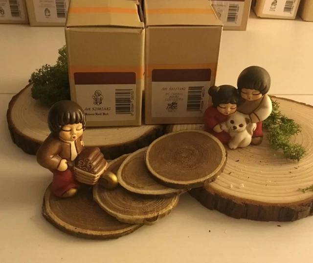 THUN PRESEPE CLASSICO: bimbi con gatto  V Rossa  e Bimbo Con Carriola