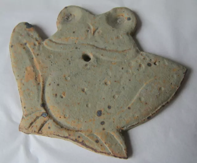 Ceramic / Pottery Frog Plaque Pale Green