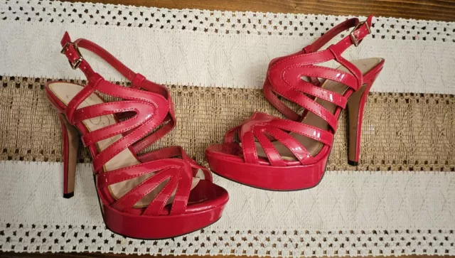 jessica Simpson*red heels* size 7.5