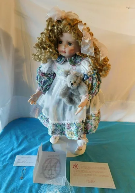2001 Marie Osmond Porcelain Doll Abigail 24'' H Limited Edition 785/1500 in Box