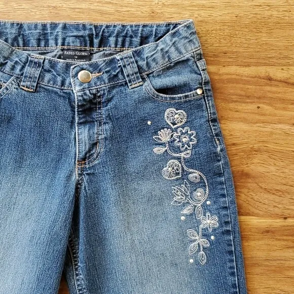 Faded Glory Girl's Size 12 Cropped Embroidered Adjustable Waist Jeans