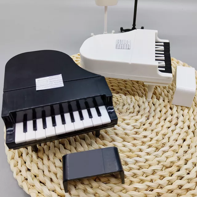 1 JUEGO de accesorios para sala de música piano blanco y negro para casa de muñecas escala 1:12 2