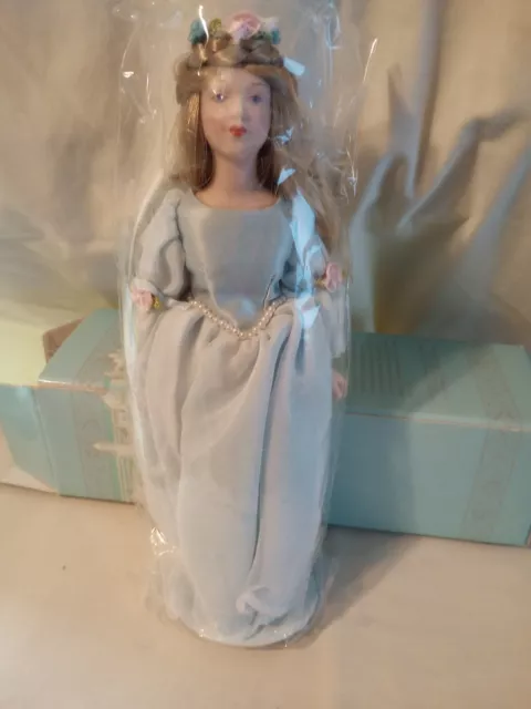 1984 Avon Porcelain  Fairy Tale Doll Collection Cinderella 10" Doll NIB