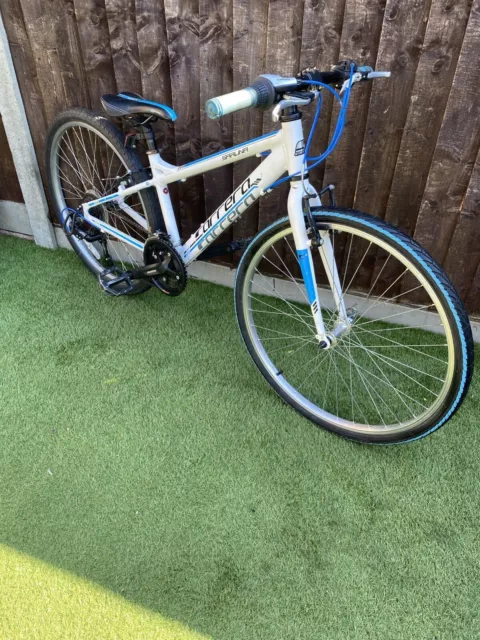 Carrera saruna 26 hybrid bike new arrivals