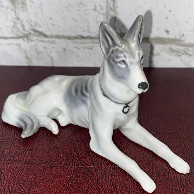 Vintage Porcelain Figurine Dog German Shepherd Made In Japan 1940s 5.5” X 3”