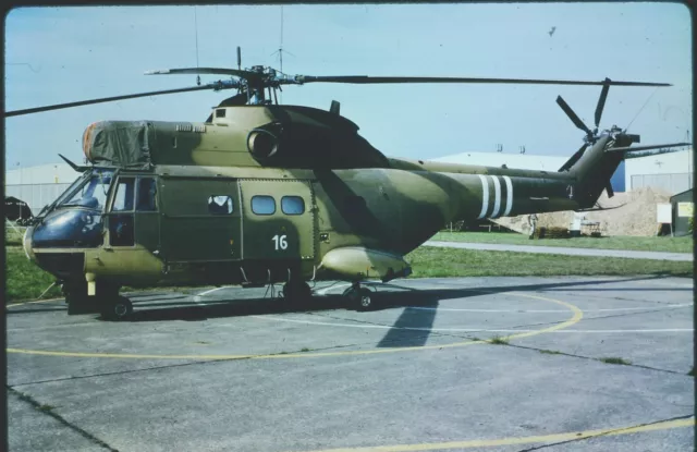 Aviation diapositive - colour slide - SA-330 Puma - Armée de Terre