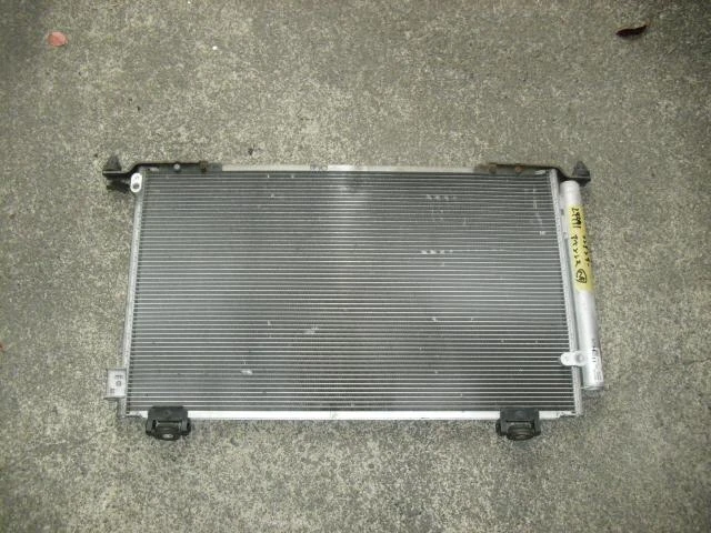 TOYOTA Avensis 2006 CBA-AZT250 Condensatore [usato] [PA01100383]