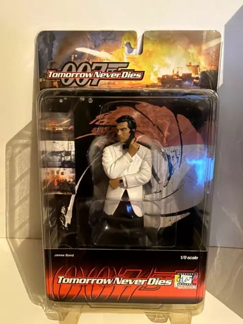 James Bond 007 :Figurine Pierce Brosnan: "Tommorow never dies" / L7