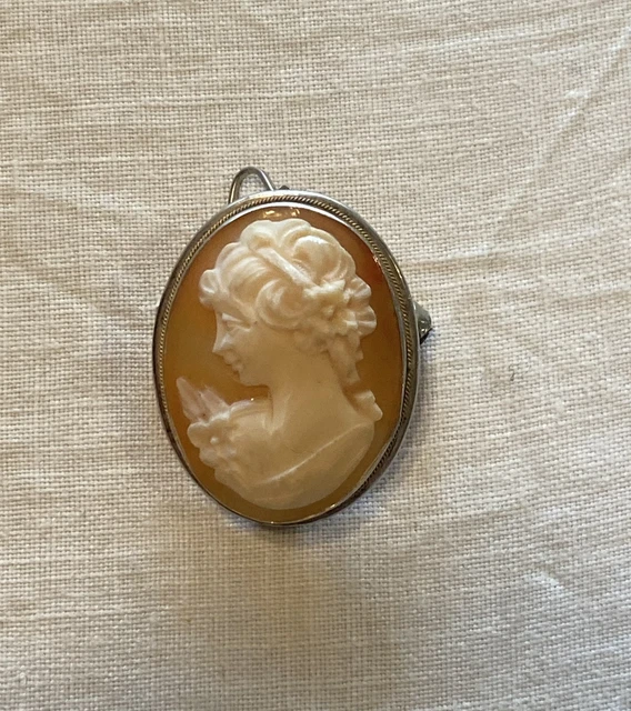 Pendentif Camée En Verre Dépoli , Monture En Argent Massif