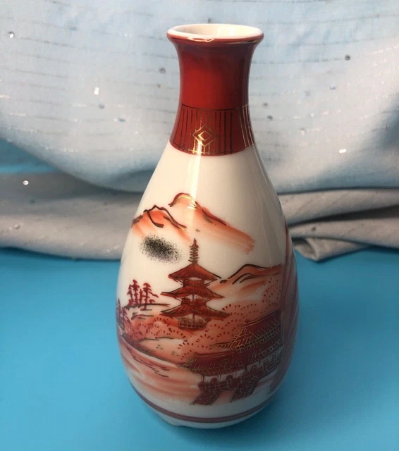 Vintage Japan Satsuma Kutani Vase 6” tall, pagoda mountain scene gold detail