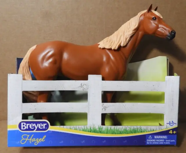 (BREYER) HAZEL HORSE 7" x 8" FIGURE 2022 BREYER ANIMAL CREATION NEW!