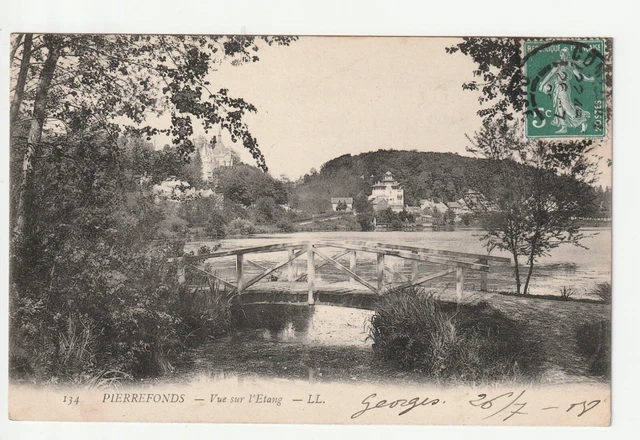 PIERREFONDS - Oise - CPA 60 - Vue sur la passerelle de l' étang