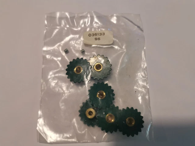 MECCANO LOT DE 2 ROUES DE CHAINE VERTES 18 dents 25 mm ref 96