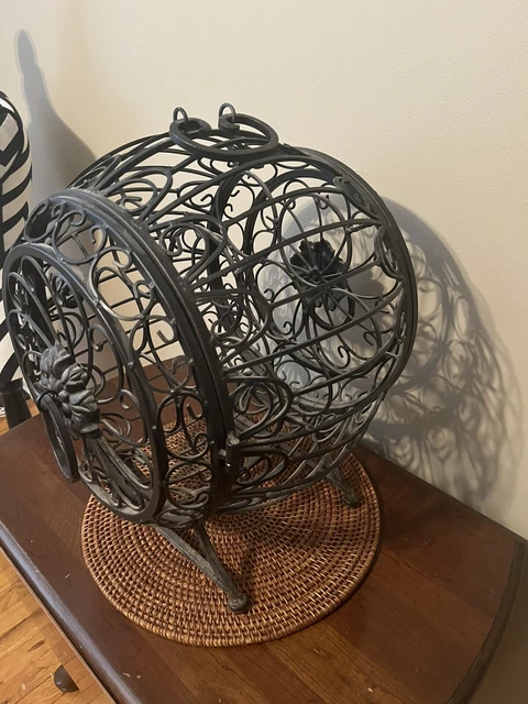 Vintage Ornate Wrought Iron Barrel Shaped Locking Wine Rack 7 Bottle Holder