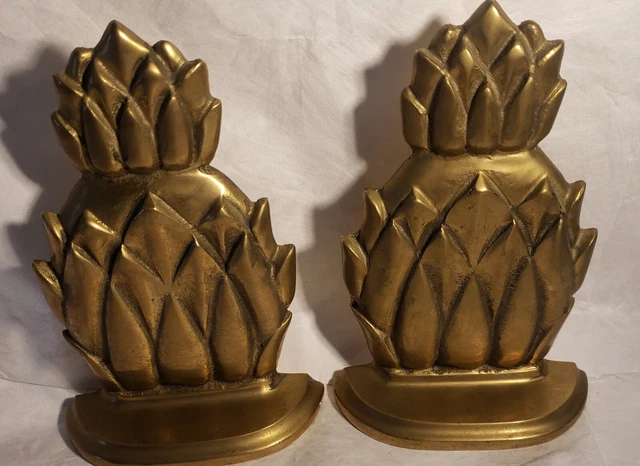 Pair of Vintage Heavy Solid Brass Pineapple Bookends 3 3/4" x 5 5/8" x 1 3/8"
