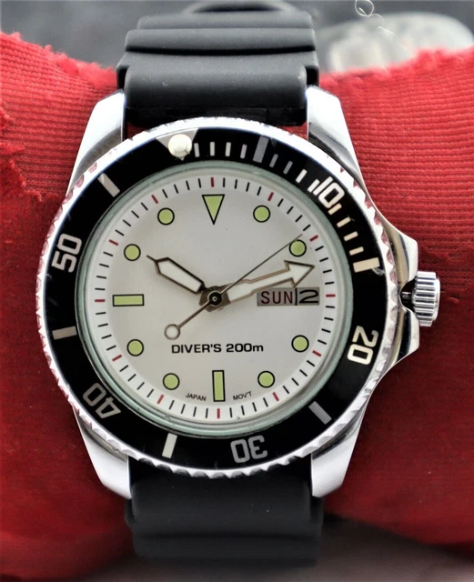 Montre De Plongée Homme étanche – Quartz, Bracelet Blanc, Neuve Avec étiquettes