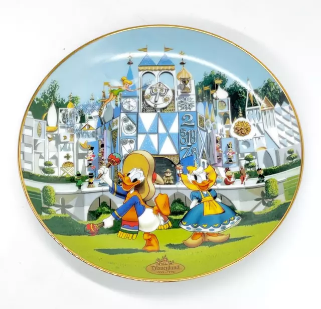 https://www.picclickimg.com/8fAAAOSwo7dkubmh/Disneylands-40th-Anniversary-Plate-Its-A-Small-World.webp