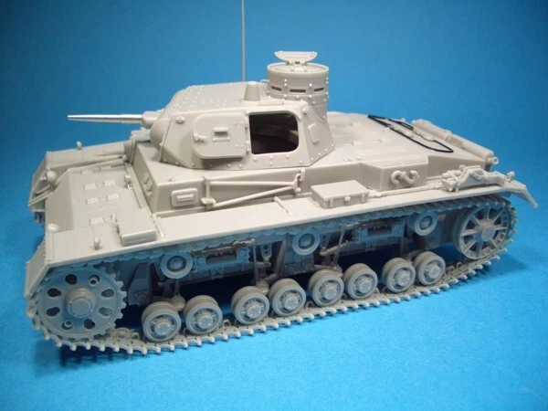 BRACH MODEL BM059 - Pzkpfw III Ausf B full kit - 1/35 RESIN KIT EUR 125 ...